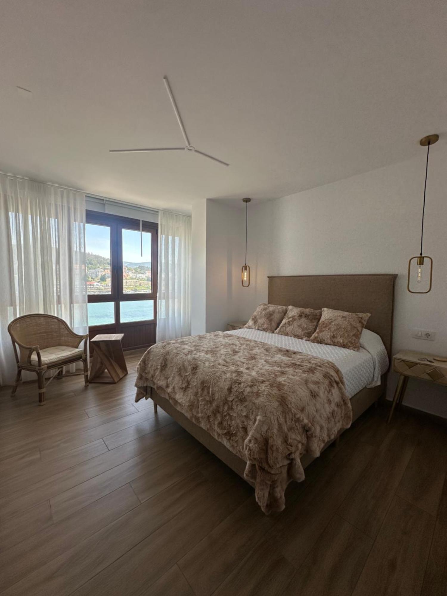 Pension Beiramar Cee Exterior photo